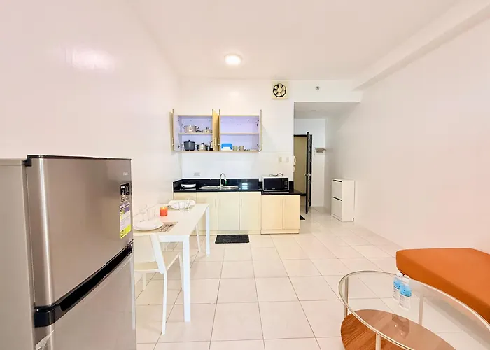 Sky N Sea Staycation Malate Bayview Mansion 4* Manila