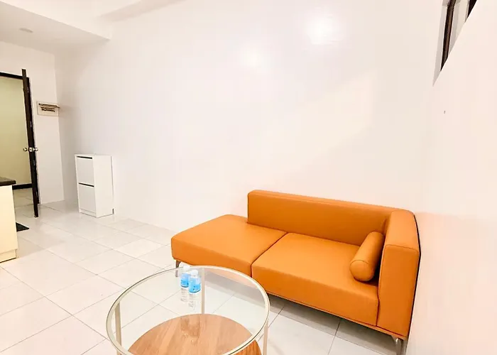Sky N Sea Staycation Malate Bayview Mansion 4*